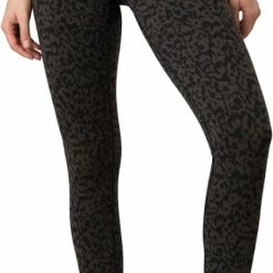 prAna Chakara 7/8 Leggings - Women's 17 prAna Chakara 7/8 Leggings - Women's -prAna Shop b6c05aea 127f 4704 8712 e334141f419a