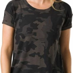 prAna Cozy Up T-Shirt - Women's 18 prAna Cozy Up T-Shirt - Women's -prAna Shop f53d21e2 3544 4048 a83e 918dc56262f2